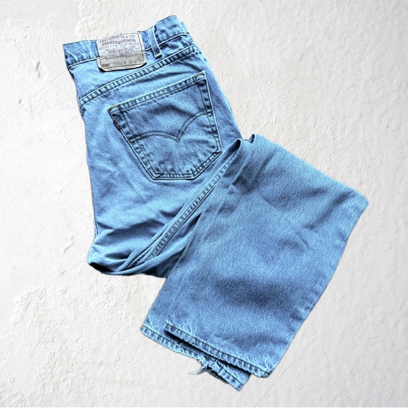 VINTAGE 90s Levi’s 505 Jeans - Picture 2 of 8